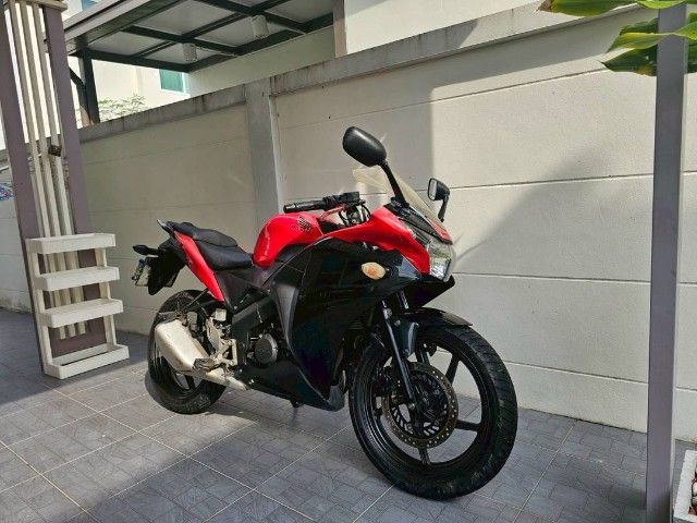 ขาย 18,500.- รถอยู่ตัวเมืองระยอง
HONDA CBR 150 R ซีบีอา สีแดง-ดำ สภาพสวยพร้อมใช้งาน ประหยัดน้ำมัน รถสวย เครื่องเดิมเดิมทั้งคัน รถมือเดียว รถวิ้งน้อย ดูแลรักษาอย่างดี เอกสาร ทะเบียน ครบ ภาษีเต็ม รถเจ้าของขายเอง รถจอดในร่มตลอด สนใจโทร เจ้าของใจดี ครับ รูปที่ 12