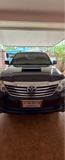 Toyota Fortuner 2014 2.5 V Utility-car ดีเซล ไม่ติดแก๊ส เกียร์อัตโนมัติ ดำ รูปที่ 2