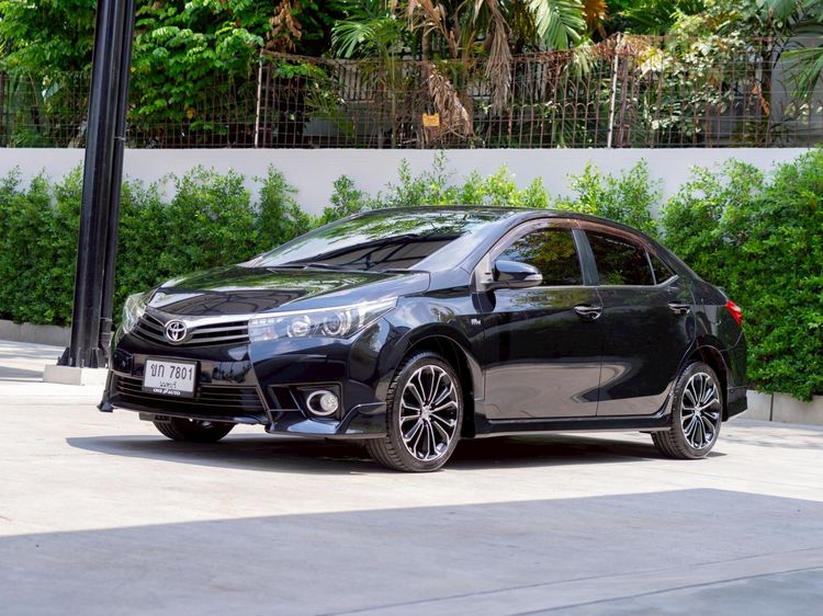 Toyota Altis 2014 1.8 Esport Sedan เบนซิน ไม่ติดแก๊ส เกียร์อัตโนมัติ ดำ รูปที่ 3