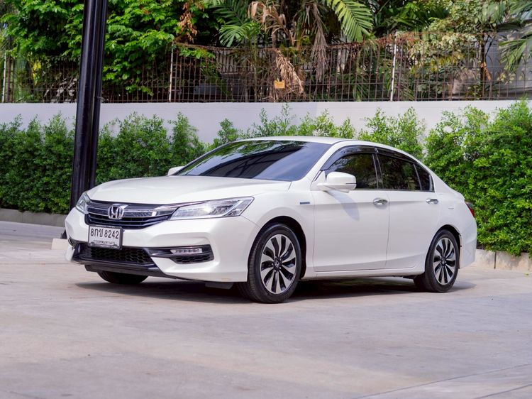 Honda Accord 2019 2.0 Hybrid Sedan ไฮบริด ไม่ติดแก๊ส เกียร์อัตโนมัติ ขาว รูปที่ 3
