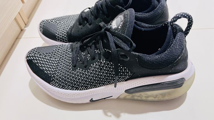 รองเท้า Nike รูปที่ 5