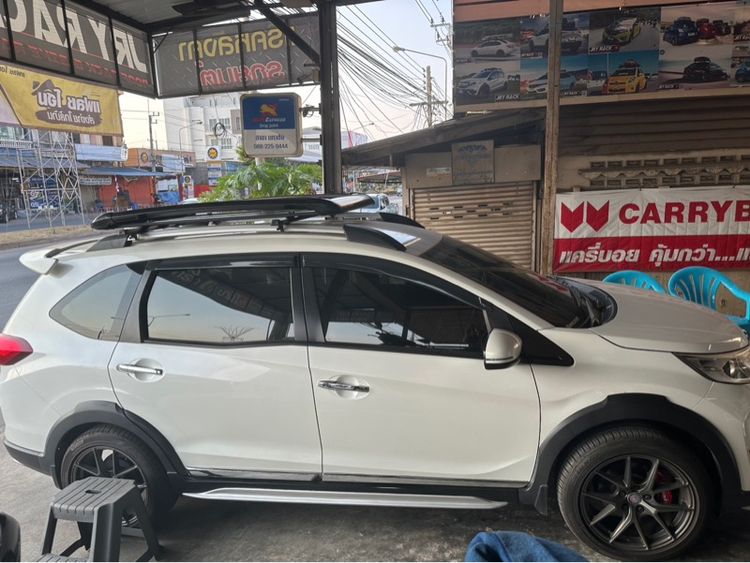 Honda BR-V 2017 1.5 E เบนซิน ไม่ติดแก๊ส เกียร์อัตโนมัติ ขาว รูปที่ 4