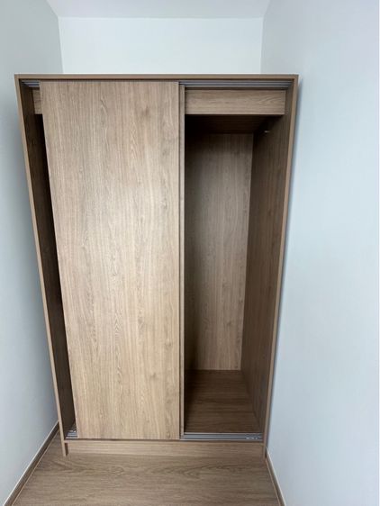 ตู้เสื้อผ้า มือ 1 รูปที่ 2