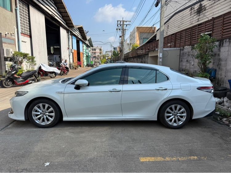 Toyota Camry 2020 2.4 Hybrid Sedan เบนซิน ไม่ติดแก๊ส เกียร์อัตโนมัติ ขาว รูปที่ 2
