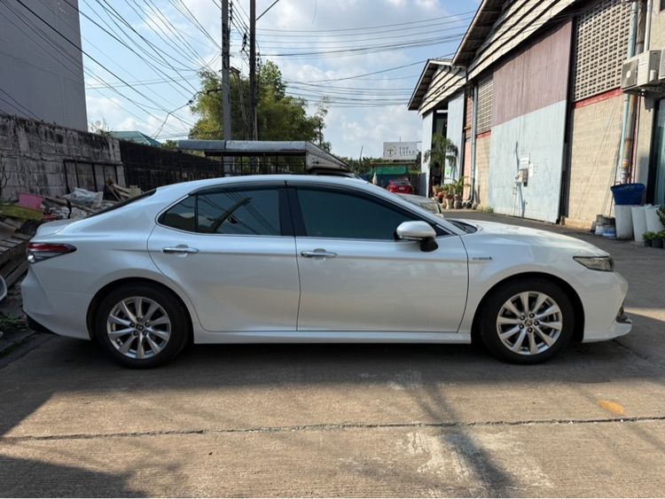 Toyota Camry 2020 2.4 Hybrid Sedan เบนซิน ไม่ติดแก๊ส เกียร์อัตโนมัติ ขาว รูปที่ 3