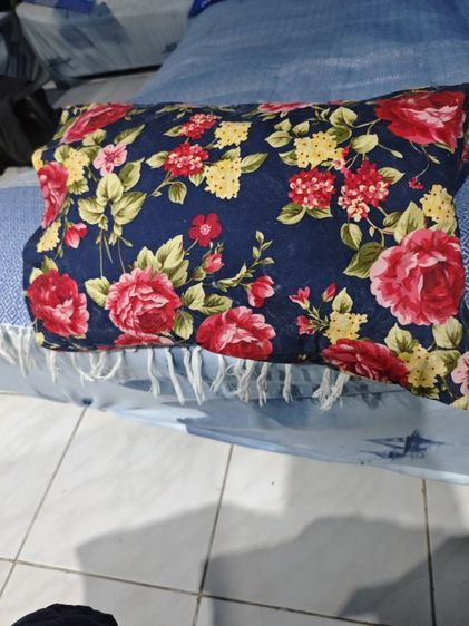 หมอนรองคอ