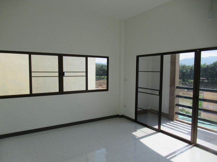 💟 อาคารพาณิชย์ โครงการบ้านล้อมแรด ลำปาง : ปรับปรุงใหม่ 💟 รูปที่ 4