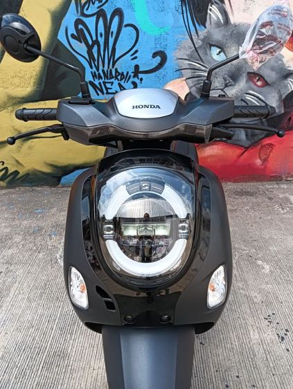 รถโฉมใหม่ อายุแปดเดือน รุ่นท็อปสกู้ปปี้ไอ รูปที่ 2