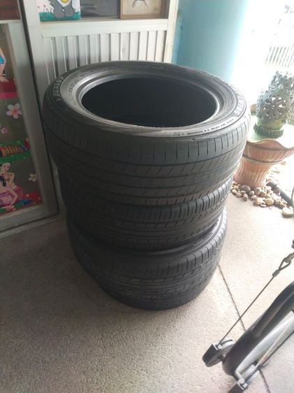 ยาง Dunlop 225-55-17 รูปที่ 2