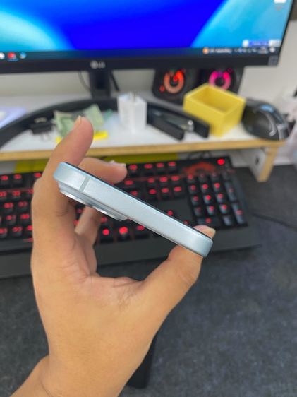 iPhone 15 สีฟ้า 128gb รูปที่ 5
