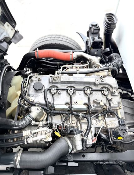 รถ ISUZU NLR 130 แรง ปี 2562  (รถห้างแท้ ) ไมล์ 95,243 ตู้แห้ง10 บาน รูปที่ 15