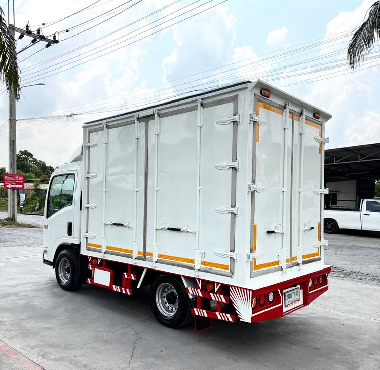รถ ISUZU NLR 130 แรง ปี 2562  (รถห้างแท้ ) ไมล์ 95,243 ตู้แห้ง10 บาน รูปที่ 6