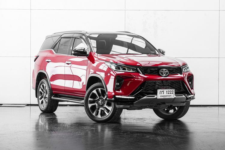Toyota Fortuner 2020 2.4 Legender Black Top Utility-car ดีเซล ไม่ติดแก๊ส เกียร์อัตโนมัติ แดง รูปที่ 2