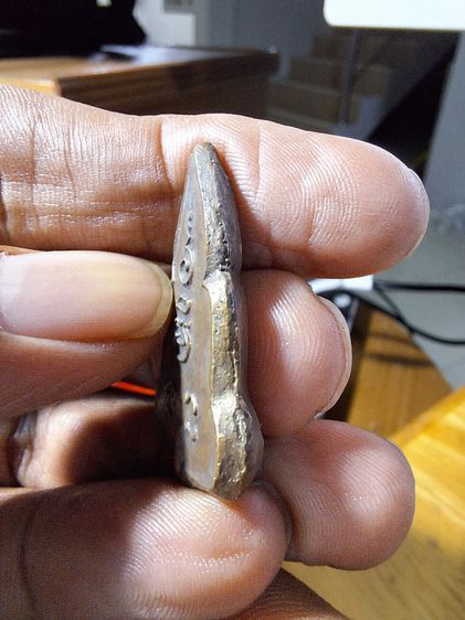 พระชินราชเข่าลอย หลวงพ่อเงินดอนยายหอมปี 2493 รูปที่ 3