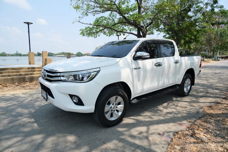 Toyota Hilux Revo 2017 2.4 E Prerunner Pickup ดีเซล ไม่ติดแก๊ส เกียร์อัตโนมัติ ขาว รูปที่ 3
