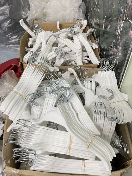 ไม้แขวนเสื้อทรงซาร่า รูปที่ 5