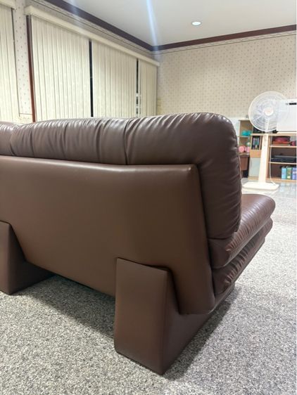 โซฟาสามที่นั่ง รูปที่ 8