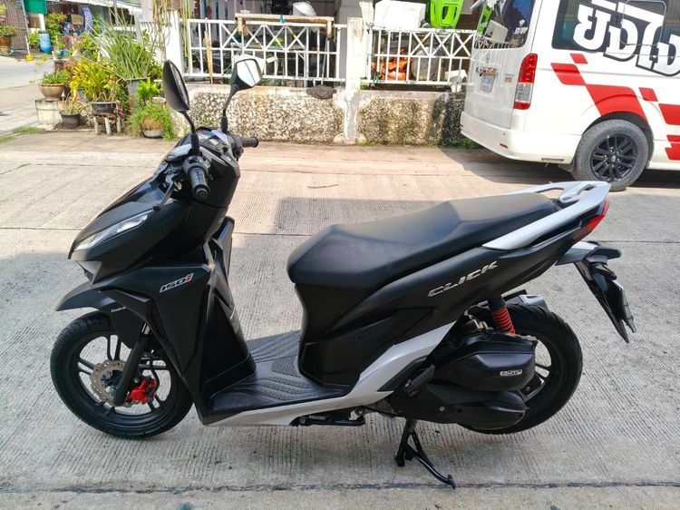 🛵ยังไงก็ขาย CLICK150 i ปี 63 เครื่องดี สีสวย สตาร์ทมือ กุญแจรีโมท เล่มชุดโอนครบ+เปลี่ยนถ่ายน้ำมันเครื่องฟรี ส่งฟรี30 ก.ม รูปที่ 2