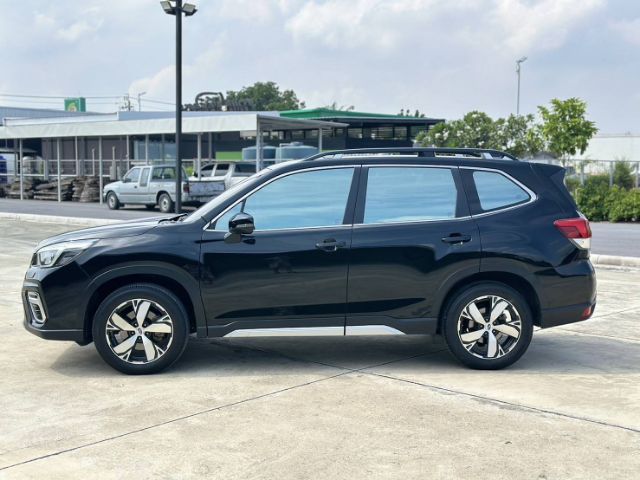 Subaru Forester 2019 2.0 i-S Utility-car เบนซิน ไม่ติดแก๊ส เกียร์อัตโนมัติ ดำ รูปที่ 4