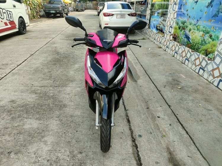 🛵ยังไงก็ขาย CLICK125 i ปี 58 เครื่องดี สีสวย สตาร์ทมือ เล่มชุดโอนครบ+เปลี่ยนถ่ายน้ำมันเครื่องฟรี ส่งฟรี30 ก.ม รูปที่ 4