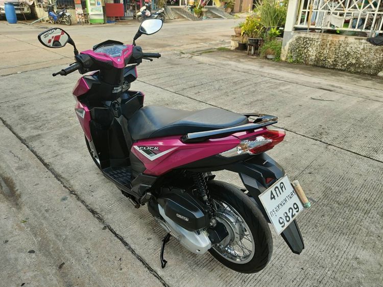 🛵ยังไงก็ขาย CLICK125 i ปี 58 เครื่องดี สีสวย สตาร์ทมือ เล่มชุดโอนครบ+เปลี่ยนถ่ายน้ำมันเครื่องฟรี ส่งฟรี30 ก.ม รูปที่ 6