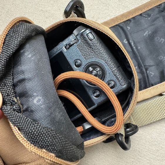 กระเป๋า​กล้อง Nikon ใหม่มาก ขนาดกำลังดี size S รูปที่ 6