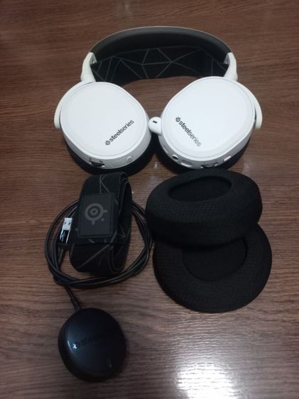 หูฟัง ลำโพง ไมโครโฟน หูฟัง มือสอง ใช้งานปกติ สภาพดี พร้อมส่ง ฟรี