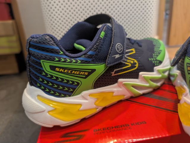 รองเท้าผ้าใบ Skechers Kids 23cm รูปที่ 11