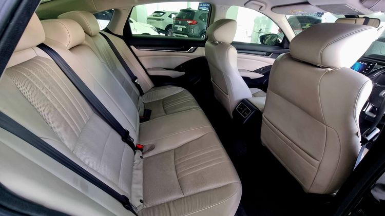 Honda Accord 2020 1.5 Turbo EL Sedan เบนซิน ไม่ติดแก๊ส เกียร์ธรรมดา ดำ รูปที่ 3
