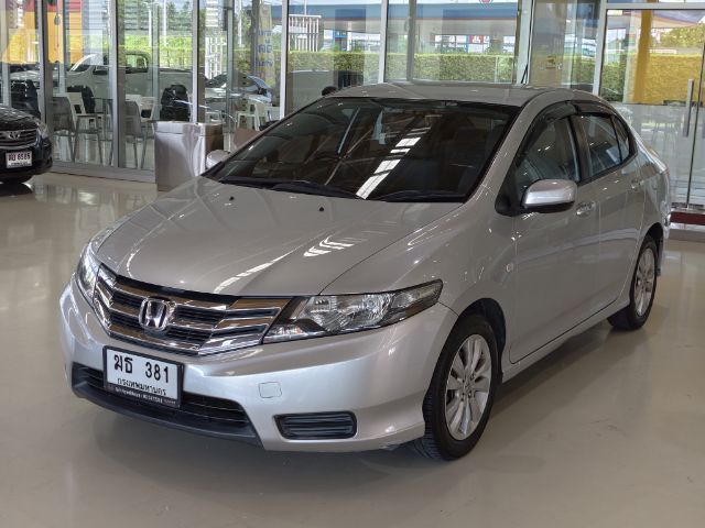 Honda City 2012 1.5 V Sedan เบนซิน ไม่ติดแก๊ส เกียร์อัตโนมัติ เทา รูปที่ 3