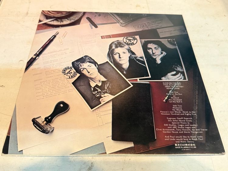 Box Set แผ่นเสียง 12 นิ้ว The Beatles and Wing “Blue Box” – Custom Collector’s Set Limited Curated Collection (1973–1983) รูปที่ 10