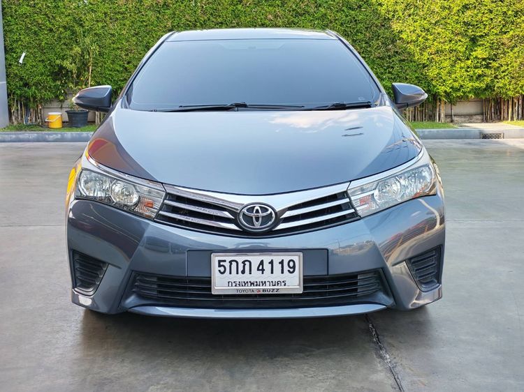 รถ Toyota Altis 1.6 E สี เทา