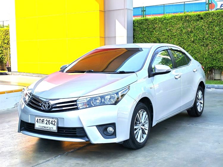 Toyota Altis 2015 1.8 E Sedan เบนซิน ไม่ติดแก๊ส เกียร์อัตโนมัติ บรอนซ์เงิน รูปที่ 2