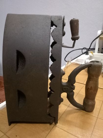 เตารีดโบราณ รูปที่ 5