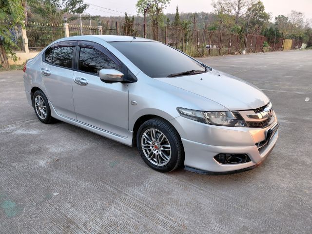 รถ Honda City 1.5 S i-VTEC สี เทา