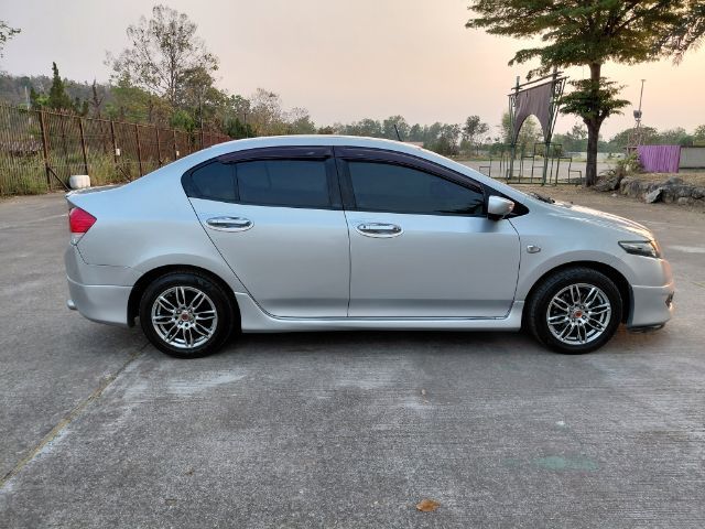 Honda City 2010 1.5 S i-VTEC เบนซิน เกียร์อัตโนมัติ เทา รูปที่ 2