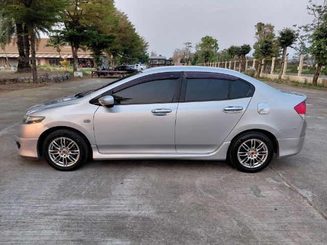 Honda City 2010 1.5 S i-VTEC เบนซิน เกียร์อัตโนมัติ เทา รูปที่ 3