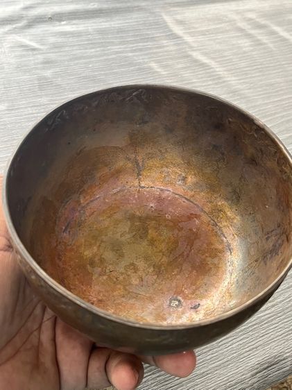 ขันทองเหลืองกะไหล่เงินตอกตราจีน ไทย รูปที่ 7