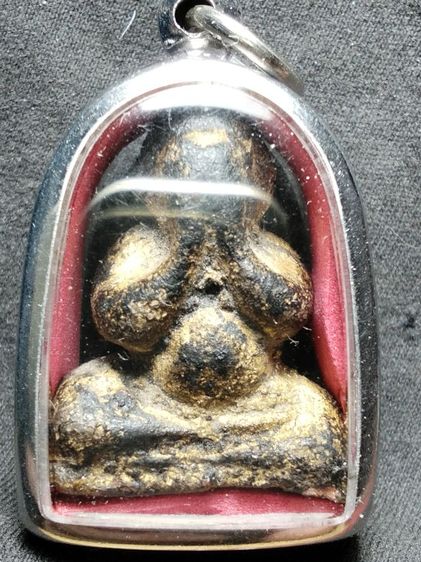 ❌ปิดครับ❌พระปิดตาลงรักปิดทองไม่ทราบเกจิครับ รูปที่ 3