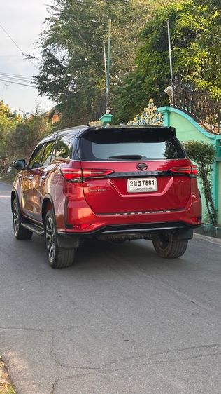 Toyota Fortuner 2021 2.8 LEGENDER 2WD AT Utility-car ดีเซล เกียร์อัตโนมัติ แดง รูปที่ 4