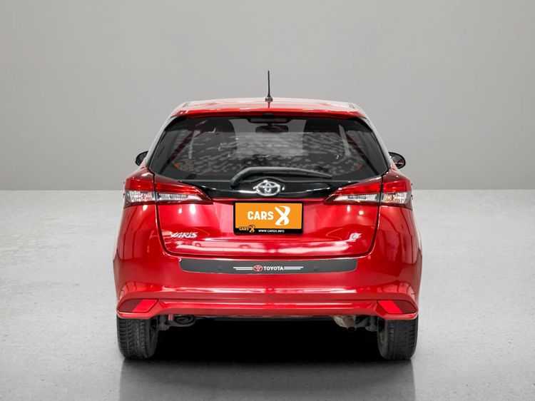 Toyota Yaris 2017 1.2 E Sedan เบนซิน ไม่ติดแก๊ส เกียร์อัตโนมัติ แดง รูปที่ 3