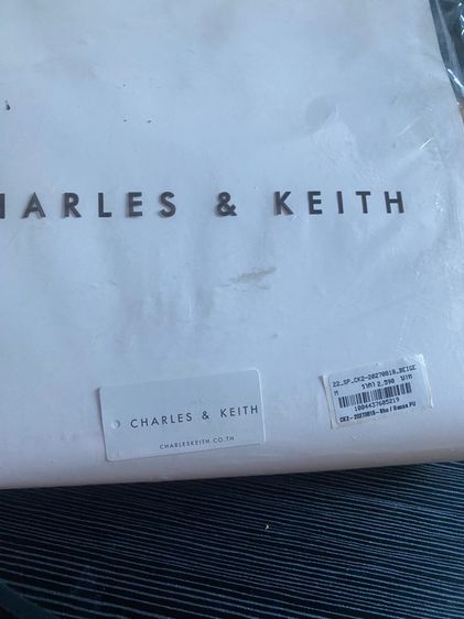 กระเป๋าแท้ charles keith รูปที่ 6