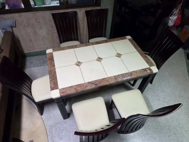 อื่นๆ อื่นๆ อื่นๆ โต๊ะกินข้าว หินอ่อน 6ที่นั่ง