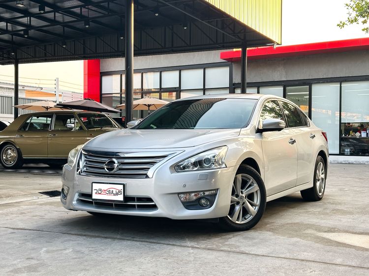 รถ Nissan Teana 2.5 250 XV Sports Series Navi สี เทา