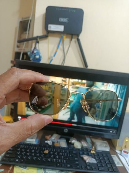 Vintage AO American Optical 23 K. PILOT SPORT Size 20 52 Usa.made 1970 ตัวเก่า เลนส์เขียวใสเดิม กรอบทองสวยมาก พร้อมซองเดิม สภาพกิ้บ หายากมาก รูปที่ 11