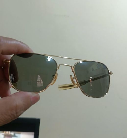 Vintage AO American Optical 23 K. PILOT SPORT Size 20 52 Usa.made 1970 ตัวเก่า เลนส์เขียวใสเดิม กรอบทองสวยมาก พร้อมซองเดิม สภาพกิ้บ หายากมาก