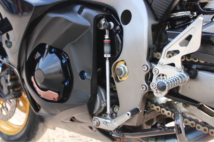 suzuki gsxr1000r L1-2 รูปที่ 13