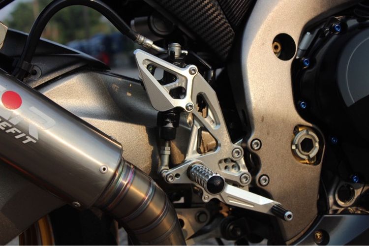 suzuki gsxr1000r L1-2 รูปที่ 11