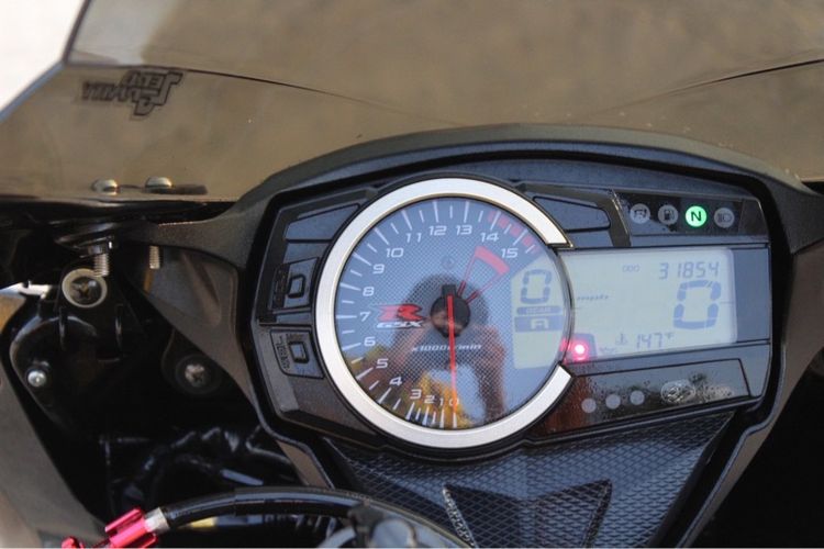 suzuki gsxr1000r L1-2 รูปที่ 6