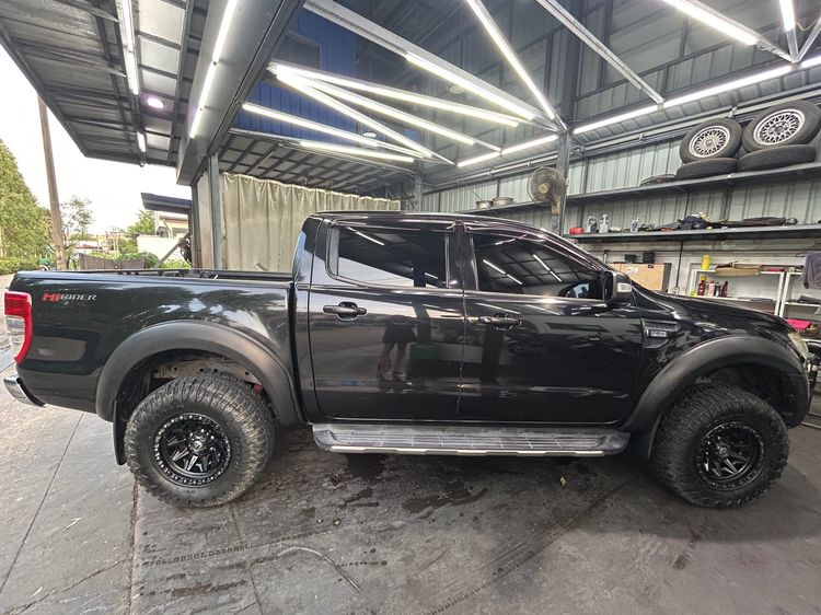 Ford Ranger 2013 2.2 Hi-Rider XLT Pickup ดีเซล เกียร์ธรรมดา ดำ รูปที่ 2